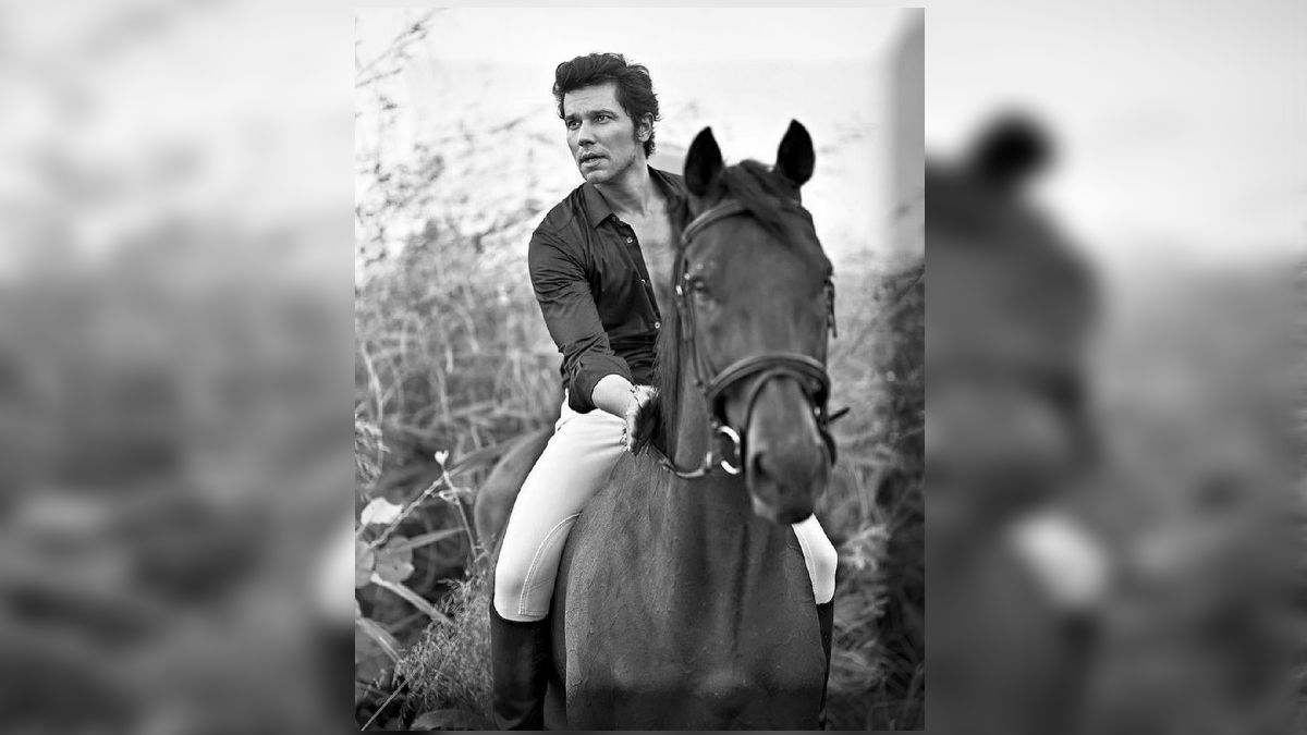 Randeep Hooda Horse Riding Photos