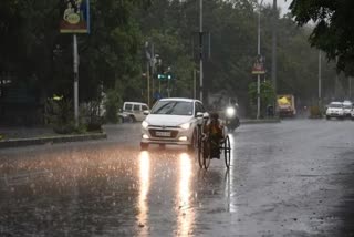 Weather Updates: સૌરાષ્ટ્ર-દ.ગુજરાત માટે ચાર દિવસ ભારે, શુક્રવારથી ચોમાસાનો ત્રીજો રાઉન્ડ