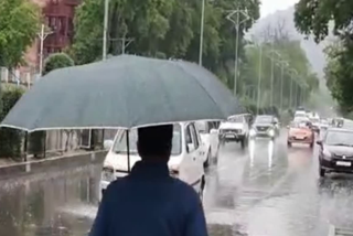 کشمیر میں اگلے چوبیس گھنٹوں کے دوران بارشوں کا امکان