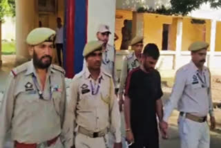 In a gruesome incident, a 24-year-old woman was killed by her husband in the Samba district of Jammu and Kashmir. The deceased Rimpy had a two-year-old girl child. The killer was arrested by the police immediately after the incident.  Sources in the police said that prima facie it appears that some monetary dispute was brewing between the couple which led to the killing of the woman.