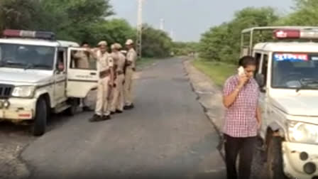 Sikar police searching dacoits with drone, few accused fled in the dark