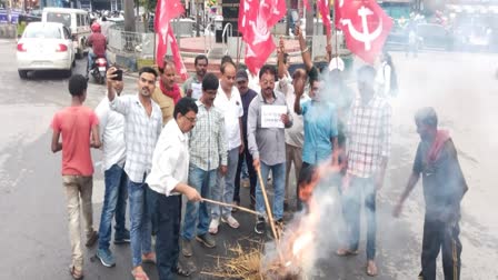 CPI burnt effigy of PM Narendra Mod