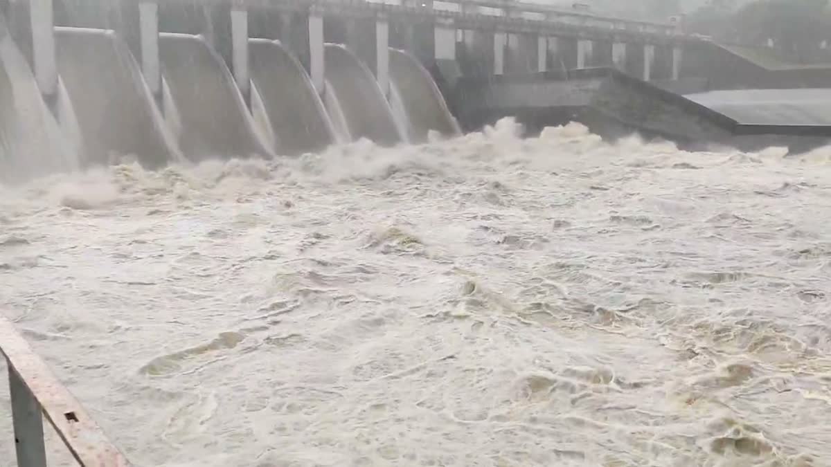 BETUL SATPURA DAM 11 GATES OPEN