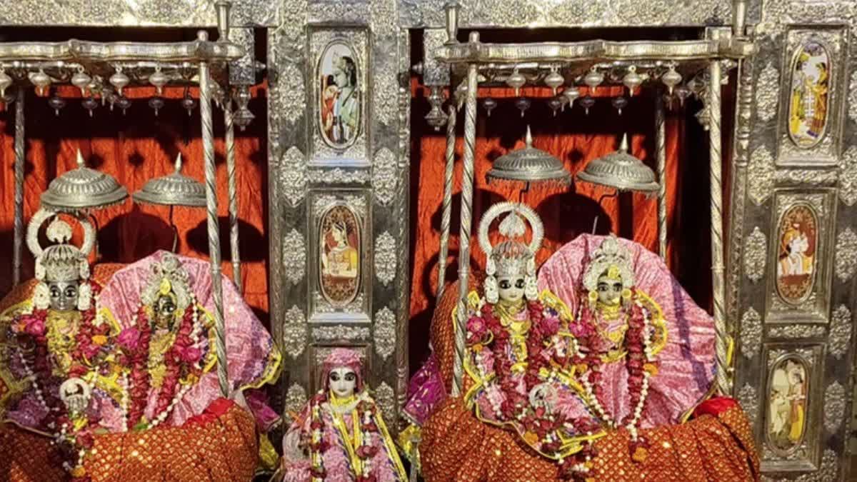 योध्या के मंदिर में झूलनोत्सव शुरू