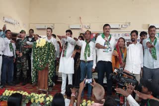 sudesh-mahto-addressed-chulha-chiefs-of-party-organized-in-hussainabad