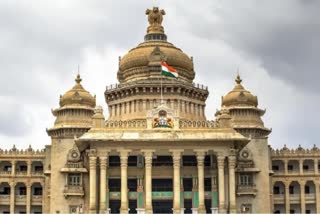 KARNATAKA GOVT  EXTEND IT EMPLOYEES WORKING HOURS  EMPLOYEES UNION  ഐടി ജീവനക്കാരുടെ ജോലി സമയം