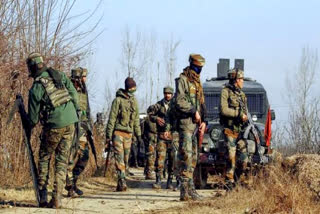 encounter between security forces and terrorists continues in Jammu and Kashmir Pulwama district