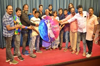 marakastra movie glamour gadi song released