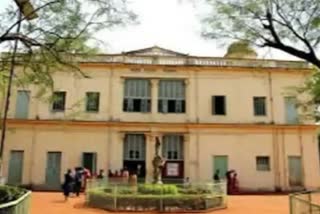 Visva-Bharati students accuse professor of offering indecent proposal, sit on hunger strike