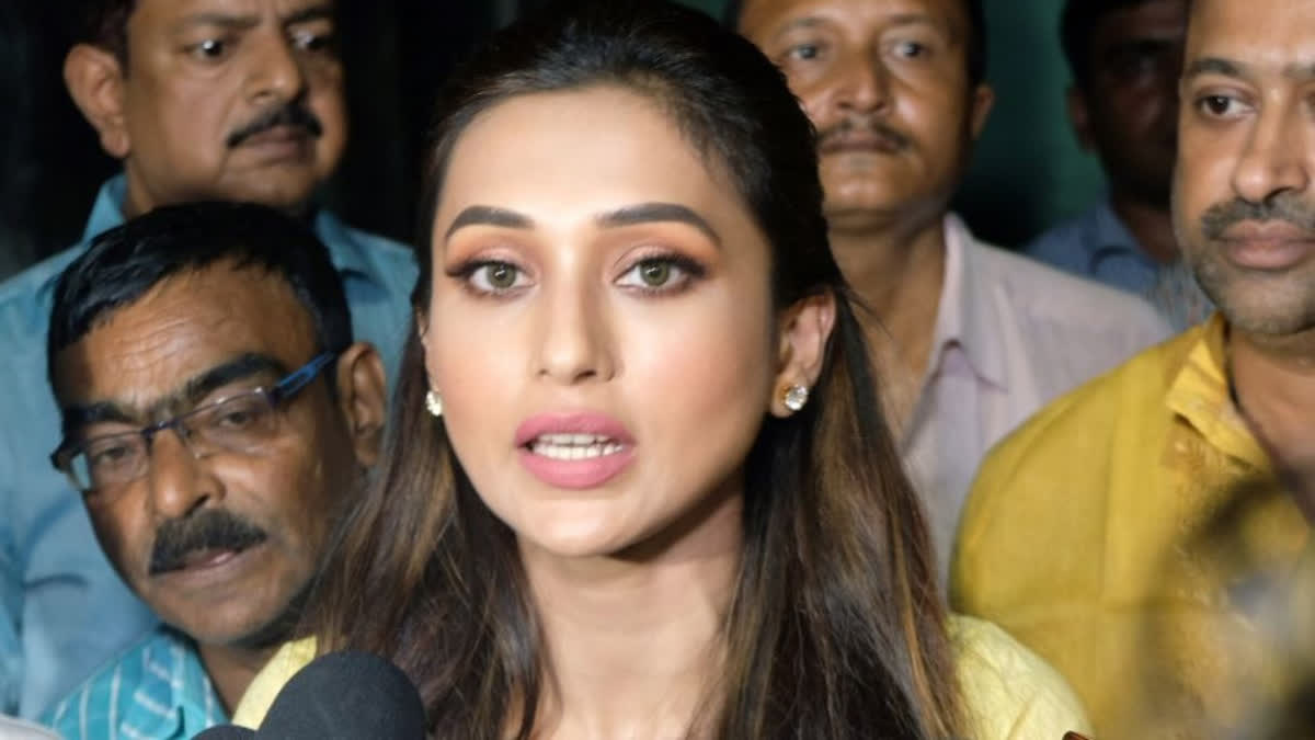 Mimi Chakraborty Calls Out Rape Threats Amid Kolkata Justice Protest