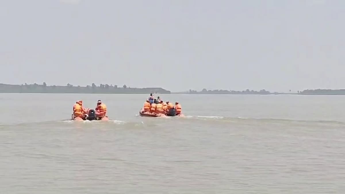 Navy will search for the missing plane in Jamshedpur