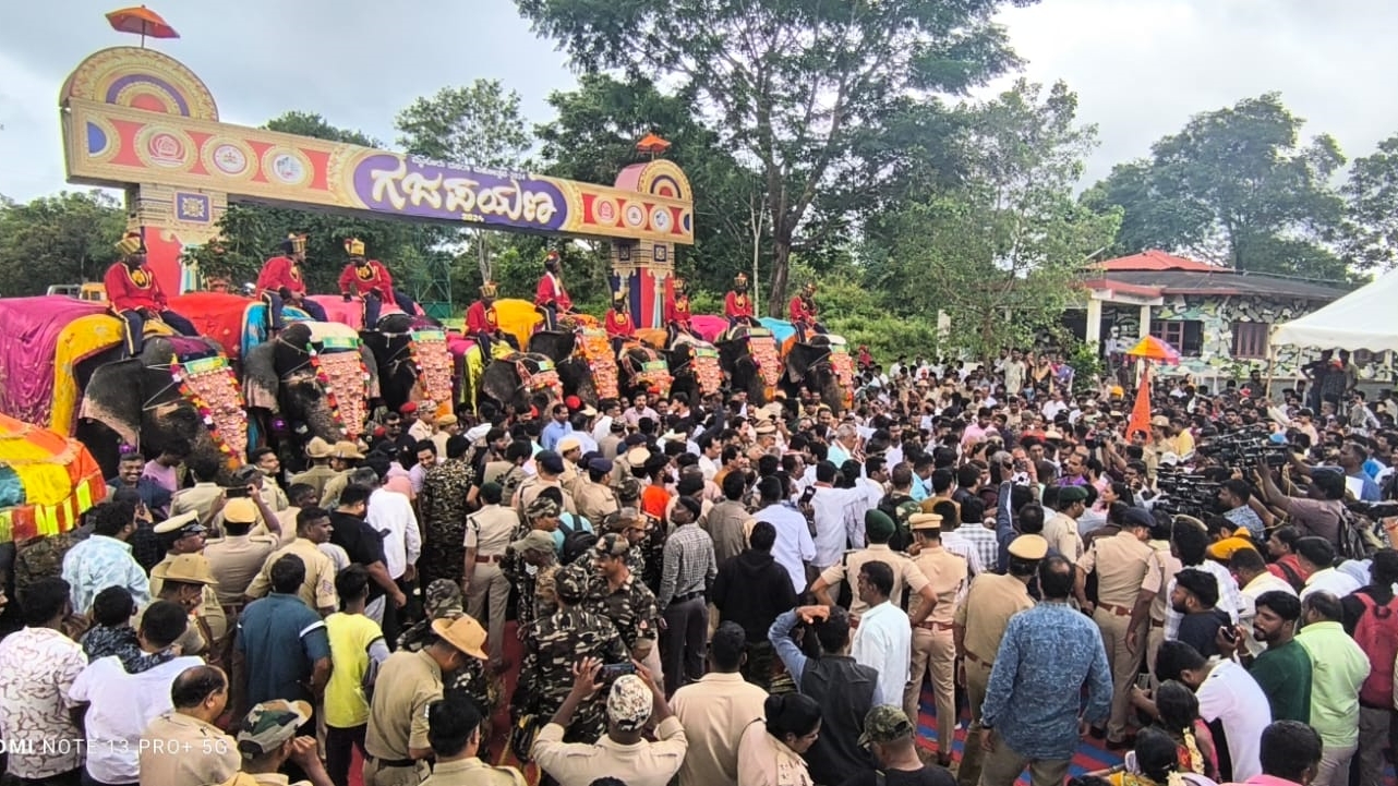 Flagged off to first batch of Gajapayan in Nagarahole by traditional Pooja