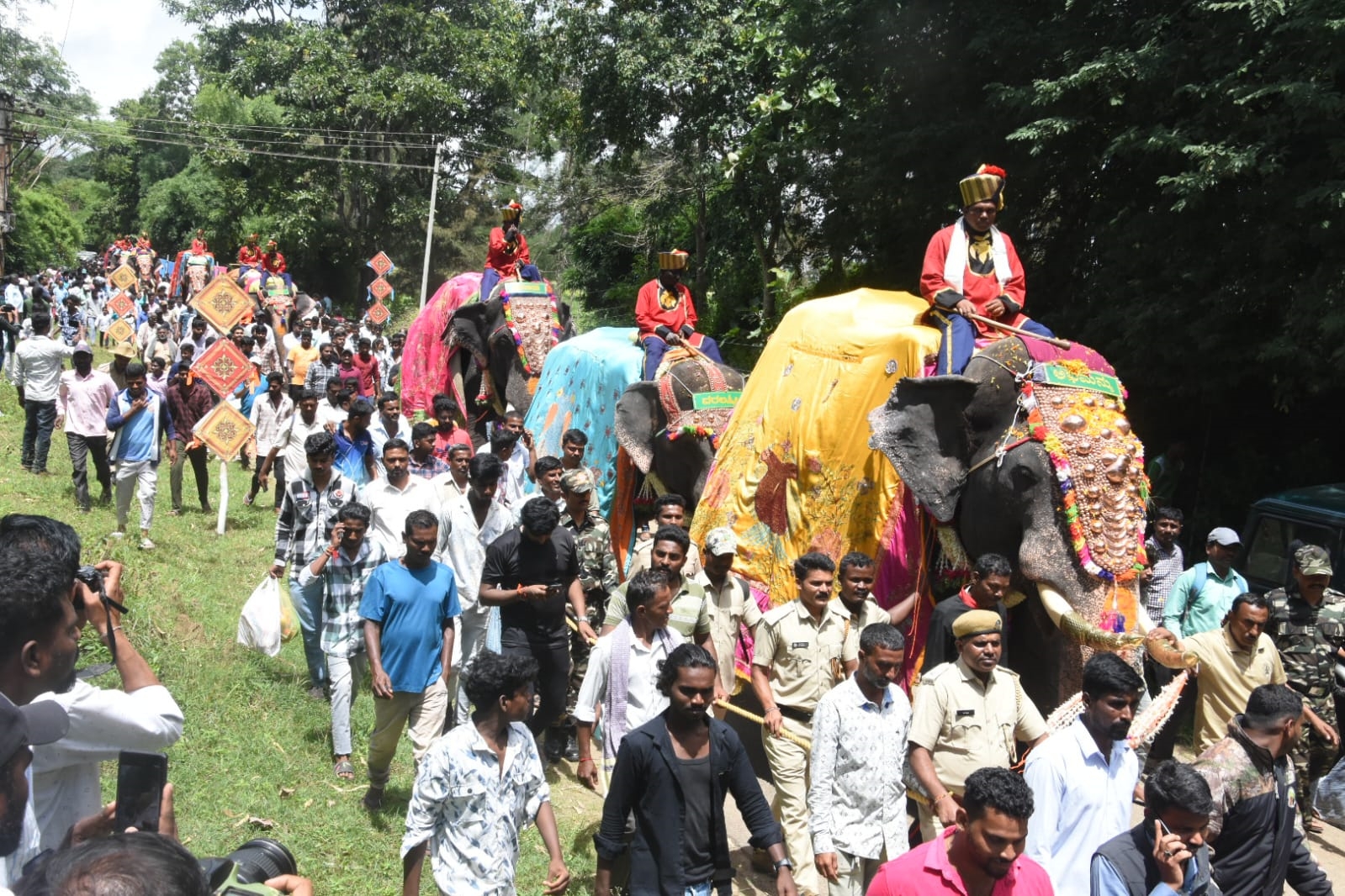 Flagged off to first batch of Gajapayan in Nagarahole by traditional Pooja