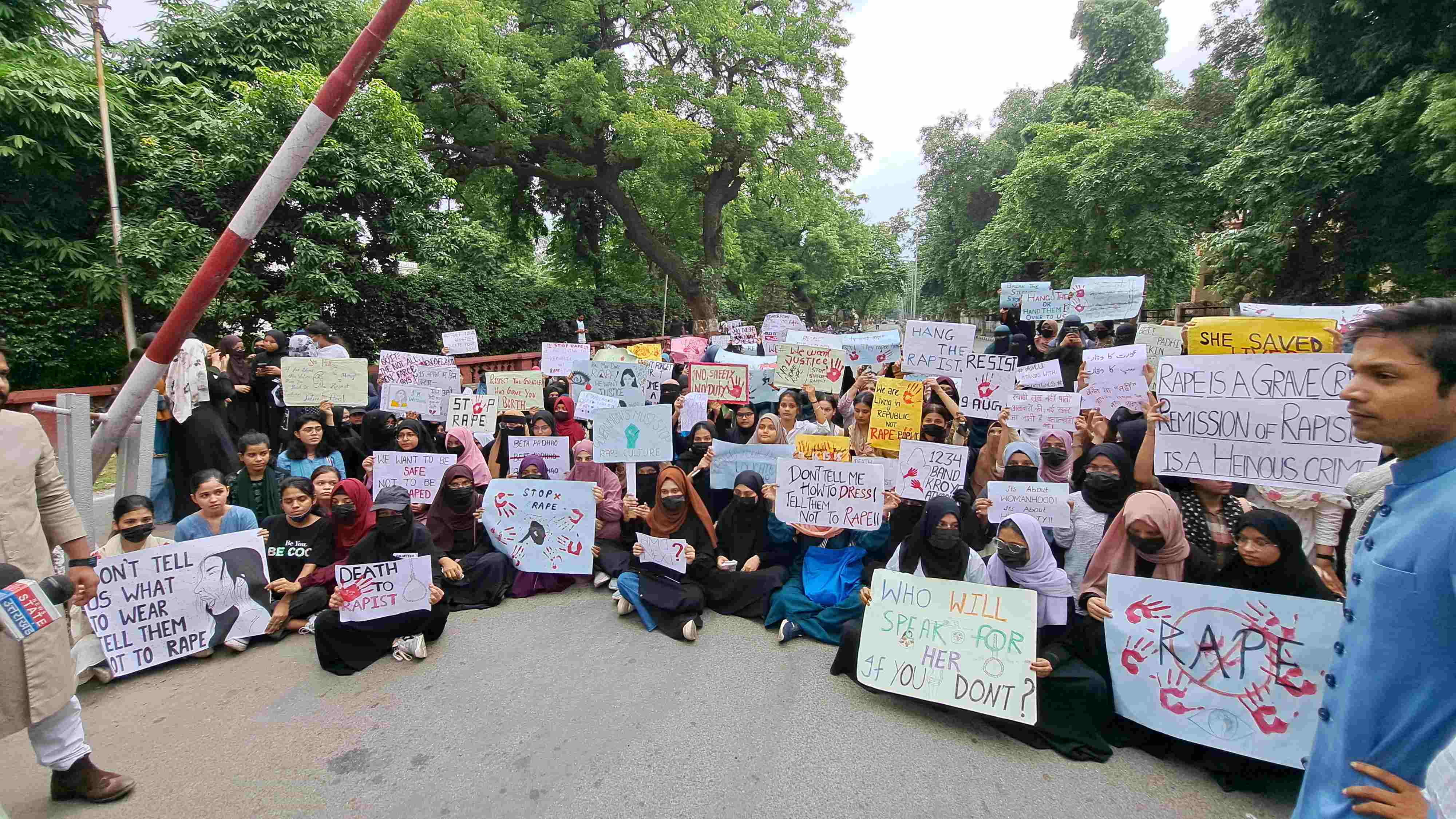 AMU STUDENTS PROTEST