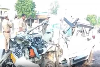 Uttar Pradesh: 4 Killed, 3 Injured After Car Rams Into Parked Truck On Agra-Kanpur Highway