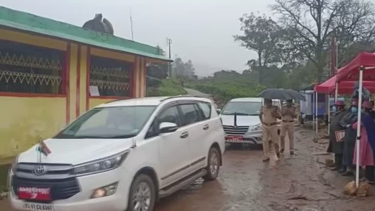 Government Vehicles Gets New registration series  New registration series  New registration series For Government Vehicles  KL90 A for state government  KL90 B for central government  kl90 C For local bodies vehicle  കെഎൽ 90  സർക്കാർ വാഹനങ്ങൾക്ക് ഇനി മുതൽ പുതിയ രജിസ്ട്രേഷൻ  പുതിയ രജിസ്ട്രേഷൻ സീരീസ്  കെഎൽ 90 തുടങ്ങുന്ന രജിസ്ട്രേഷൻ സീരീസ്  സംസ്ഥാന സർക്കാർ ഉടമസ്ഥതയിലെ വാഹനങ്ങൾ എ സീരീസ്  കേന്ദ്ര സർക്കാർ വാഹനങ്ങൾ ബി സീരീസ്  തദ്ദേശ സ്ഥാപനങ്ങളുടെ വാഹനങ്ങൾ സി സീരീസ്  പൊതുമേഖല സർക്കാർ ഉടമസ്ഥതയിലുള്ള വാഹനങ്ങൾ ഡി സീരീസ്  സ്വകാര്യ വാഹനങ്ങളിൽ സർക്കാർ ബോർഡ് വച്ച് ദുരുപയോഗം  പുതിയ വാഹനങ്ങൾ രജിസ്ട്രേഷൻ അപേക്ഷ ഓണർലൈനിൽ