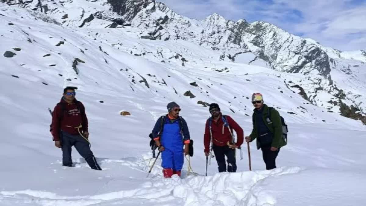 Search Operation for Mountaineer Ashutosh Manali Friendship Peak