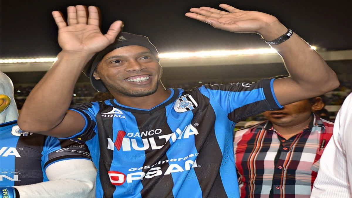 Ronaldinho is set to visit Kolkata for the first time during the Durga Puja celebrations and is expected to feature in a short charity match, besides visiting a football clinic and a Durga Puja pandal.