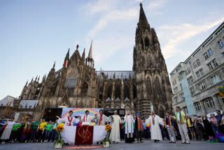 Catholic priests bless same-sex couples in defiance of a German archbishop