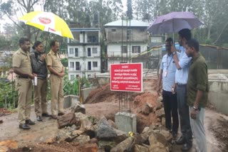 Panchayat took over the buildings  Encroachment Of Revenue Land  Illegal Construction  Encroachment of revenue land in Munnar  illegal construction in Munnar  മൂന്നാറിൽ റവന്യൂഭൂമി കയ്യേറി  റവന്യൂഭൂമി കയ്യേറി  റവന്യൂ ഭൂമിയും തോട് പുറമ്പോക്കും കൈയ്യേറി  മൂന്നാറിൽ റവന്യൂഭൂമി കയ്യേറി അനധികൃത നിർമാണം  അനധികൃത നിർമാണം