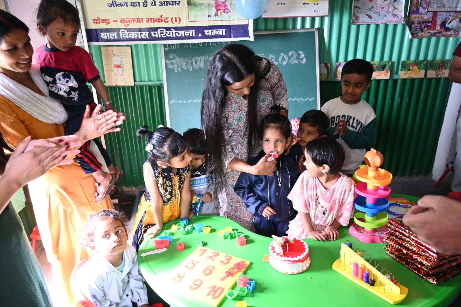 Tehri DM Mayur Dixit Wife Celebrated Her Birthday