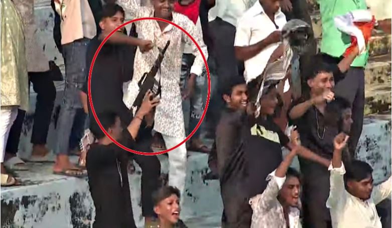 Fan enters stadium with AK-47 Gun