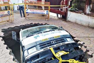 Truck Suddenly Fell into Sinkhole