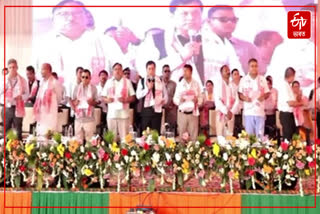 Sarbananda Sonowal administers oath of transparency to 500 sanitation workers in Dibrugarh