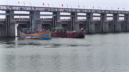 Prakasam Barrage Boat Incident