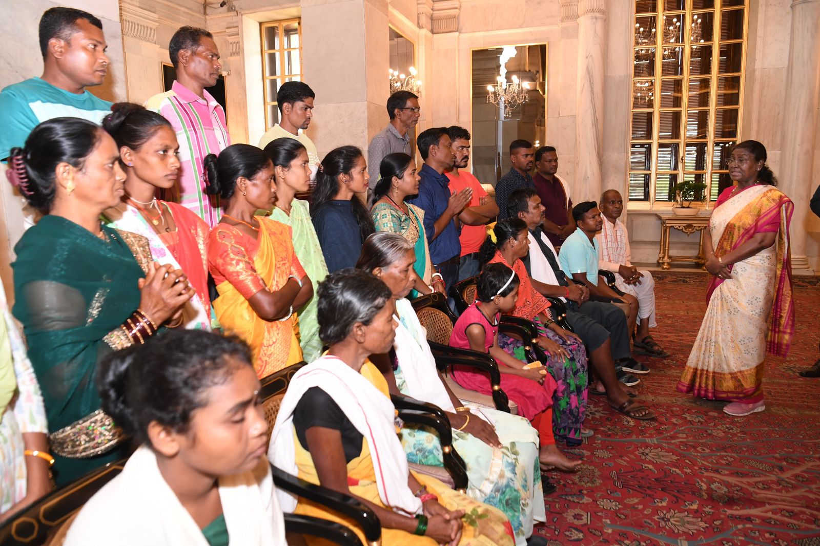 Naxal victims told problems to the President