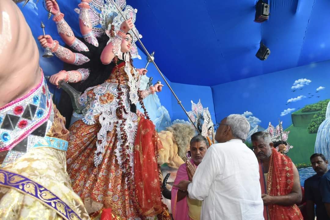 खाजपुरा शिव मंदिर की दुर्गा पूजा में सीएम नीतीश कुमार