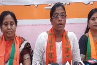 bjp mahila morcha press meet