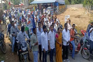 YSRCP_Leaders_Bike_Rally_Against_MLA_Chandra_Prasad