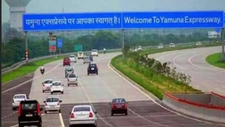 Yamuna Expressway Accident