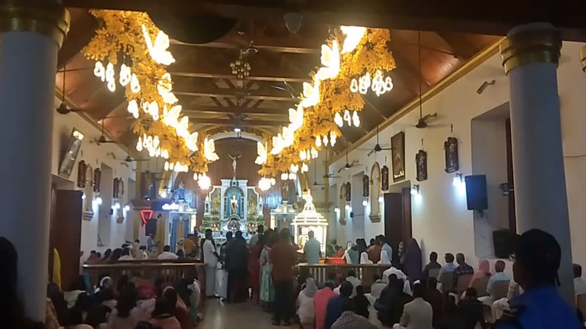 MAHE CHURCH THIRUNAL  മാഹി സെന്‍റ് തെരേസാസ് ബസിലിക്ക  മാഹി പള്ളി പെരുന്നാള്‍  മയ്യഴി പള്ളി