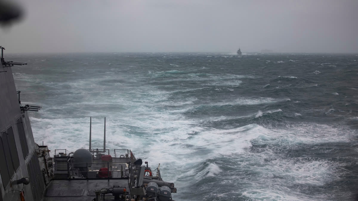 A Week After China’s War Games, US And Canadian Warships Sail Through Taiwan Strait