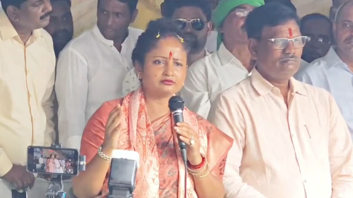 JMM MLA Kalpana Soren public meeting in Giridih regarding Jharkhand assembly elections 2024