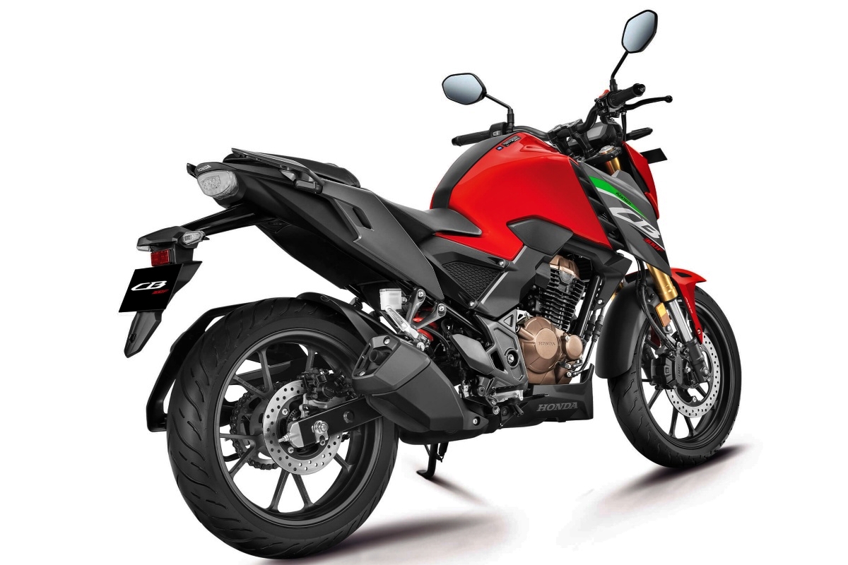 ഹോണ്ട  HONDA CB300F FLEX FUEL BIKE  ഹോണ്ട എഥനോൾ  ഹോണ്ട ഫ്ലെക്‌സ് ഫ്യുവൽ