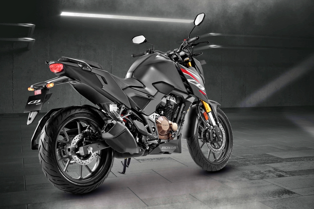 ഹോണ്ട  HONDA CB300F FLEX FUEL BIKE  ഹോണ്ട എഥനോൾ  ഹോണ്ട ഫ്ലെക്‌സ് ഫ്യുവൽ