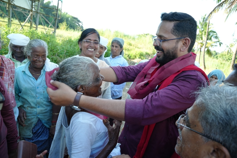 LDF SARIN PALAKKAD CAMPAIGN  UDF RAHUL MAMKOOTATHIL PKD CAMPAIGN  BJP C KRISHNAKUMAR CAMPAIGN  PALAKKAD BYELECTION CANDIDATES