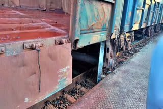 goods-train-derailed-in-alluri-district