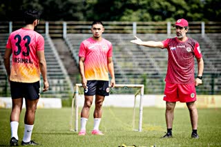 EAST BENGAL COACH OSCAR BRUZON