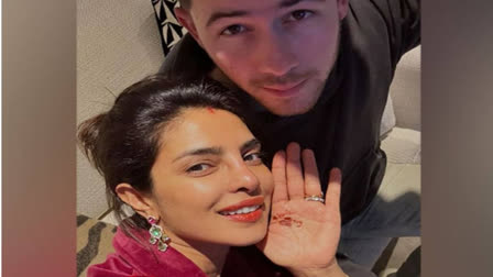 priyanka-chopra-celebrates-filmy-karwa-chauth-with-nick-jonas-in-london