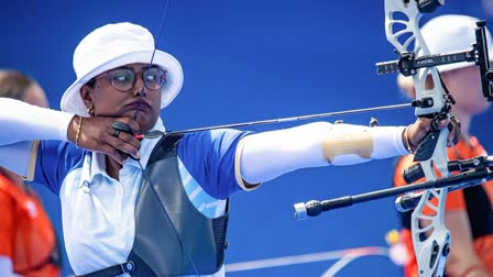 DEEPIKA KUMARI  അമ്പെയ്ത്ത് താരം ദീപിക കുമാരി  ദീപിക കുമാരിക്ക് വെള്ളി മെഡല്‍  ലോകകപ്പ് അമ്പെയ്ത്ത് മത്സരം