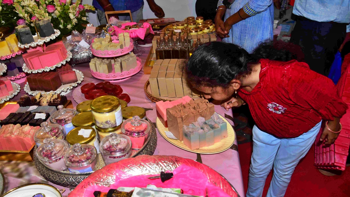 ಸಿರಿಧಾನ್ಯಗಳ ವಿವಿಧ ಬಗೆಯ ಆಹಾರ ಪದಾರ್ಥಗಳು