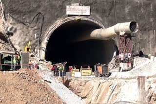 Uttarakashi tunnel collapse  Uttarakashi tunnel collapse updates  supply cooked food to the trapped workers  supply cooked food Uttarakashi tunnel collapse  Rescuers establish audio visual communication  ഉത്തരകാശി തുരങ്ക അപകടം  കുടുങ്ങി കിടക്കുന്ന തൊഴിലാളികൾക്ക് ഭക്ഷണം  ഭക്ഷണം നൽകി രക്ഷാപ്രവർത്തകർ  ഉത്തരകാശിയിലെ സിൽക്യാര തുരങ്ക അപകടം  തൊഴിലാളികൾക്ക് പാകം ചെയ്‌ത ഭക്ഷണം വിതരണം ചെയ്‌തു  എൻഡോസ്‌കോപ്പിക് ക്യാമറ