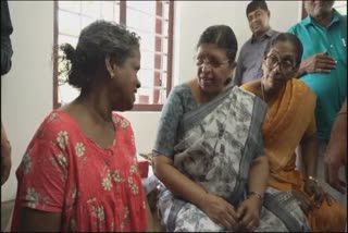 lives of coastal women in chellanam  state women commission reaction  coastal women health issue  coastal women in chellanam  coastal women in chellanam issues  state women commission visited chellanam  തീരപ്രദേശത്തെ സ്ത്രീകളിലെ ആരോഗ്യ പ്രശ്‌നങ്ങള്‍  ചെല്ലാനത്ത് സ്ത്രീകൾക്ക് ആരോഗ്യ പ്രശ്‌നങ്ങള്‍  കേരളത്തിലെ തീരപ്രദേശങ്ങളില്‍ വനിത കമ്മിഷന്‍  തീരദേശ ക്യാമ്പ്  ചെല്ലാനത്തെ മത്സ്യത്തൊഴിലാളി കുടുംബം  ശ്വാസകോശ ത്വക്ക് സംബന്ധമായ ആരോഗ്യപ്രശ്‌നങ്ങള്‍  സ്‌ത്രീകളിലെ ആരോഗ്യപ്രശ്‌നങ്ങളെക്കുറിച്ച് പഠനം  ചെല്ലാനത്തെ പ്രശ്‌നങ്ങൾ