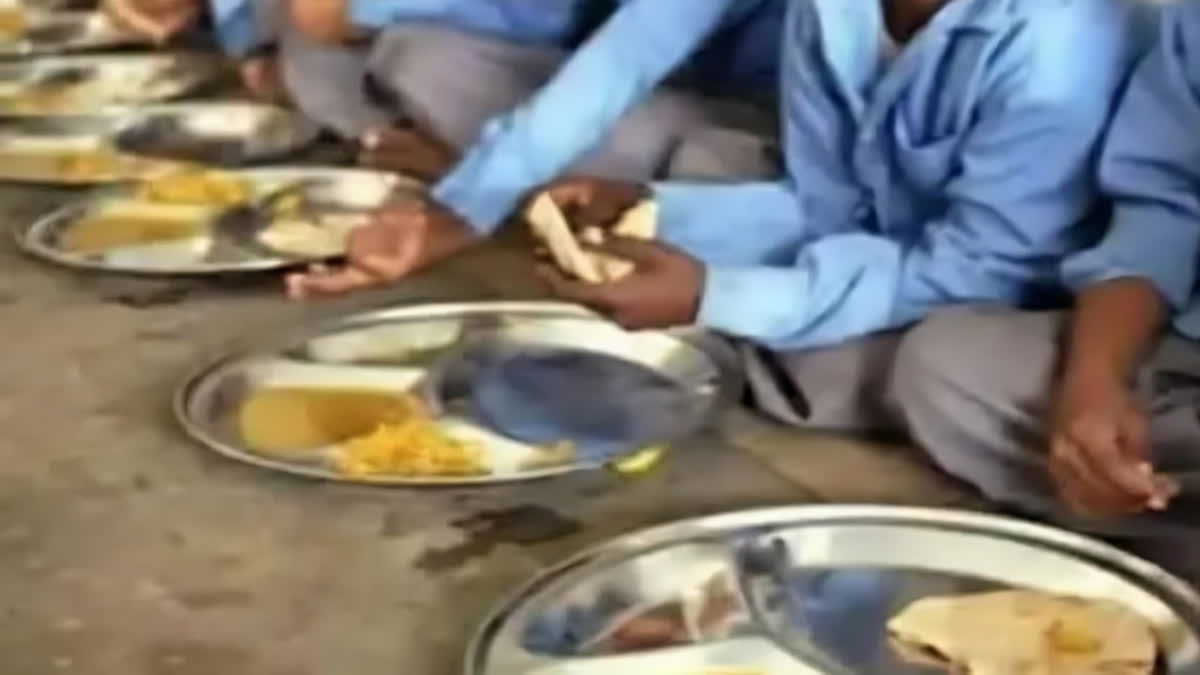 50 Students Fall Ill After Spoiled Midday Meal In Telangana's Narayanpet