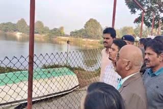 Deputy Lokayukta Justice KN Phanindra inspects Kelageri Lake