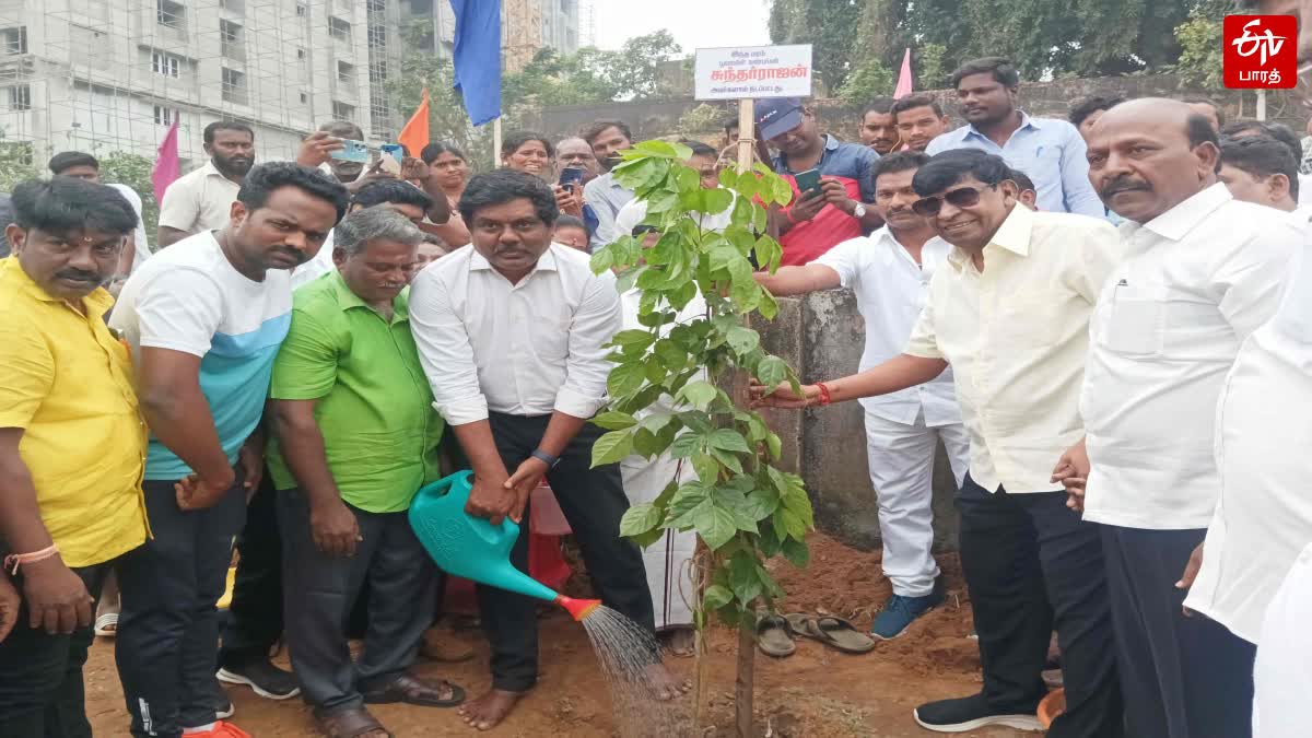 மரம் நடும் நிகழ்வை தொடங்கி வைத்த நடிகர் வடிவேலு, அமைச்சர் மா சுப்ரமணியன்